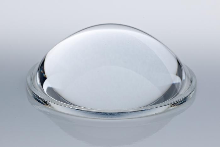 Plastic aspheric lenses 