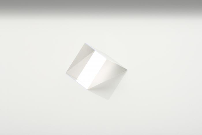 These precision UV grade fused silica right angle prisms have high surface quality and tight tolerance angles